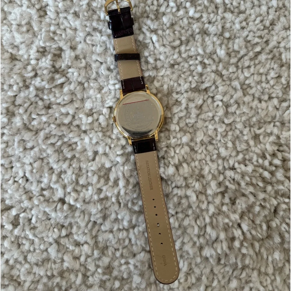Men’s Disney Parks Mickey Mouse Watch - Picture 2 of 3